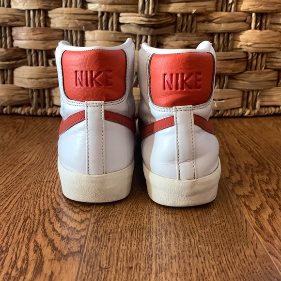 Nike Blazer Mid '77 - Picture 3 of 5